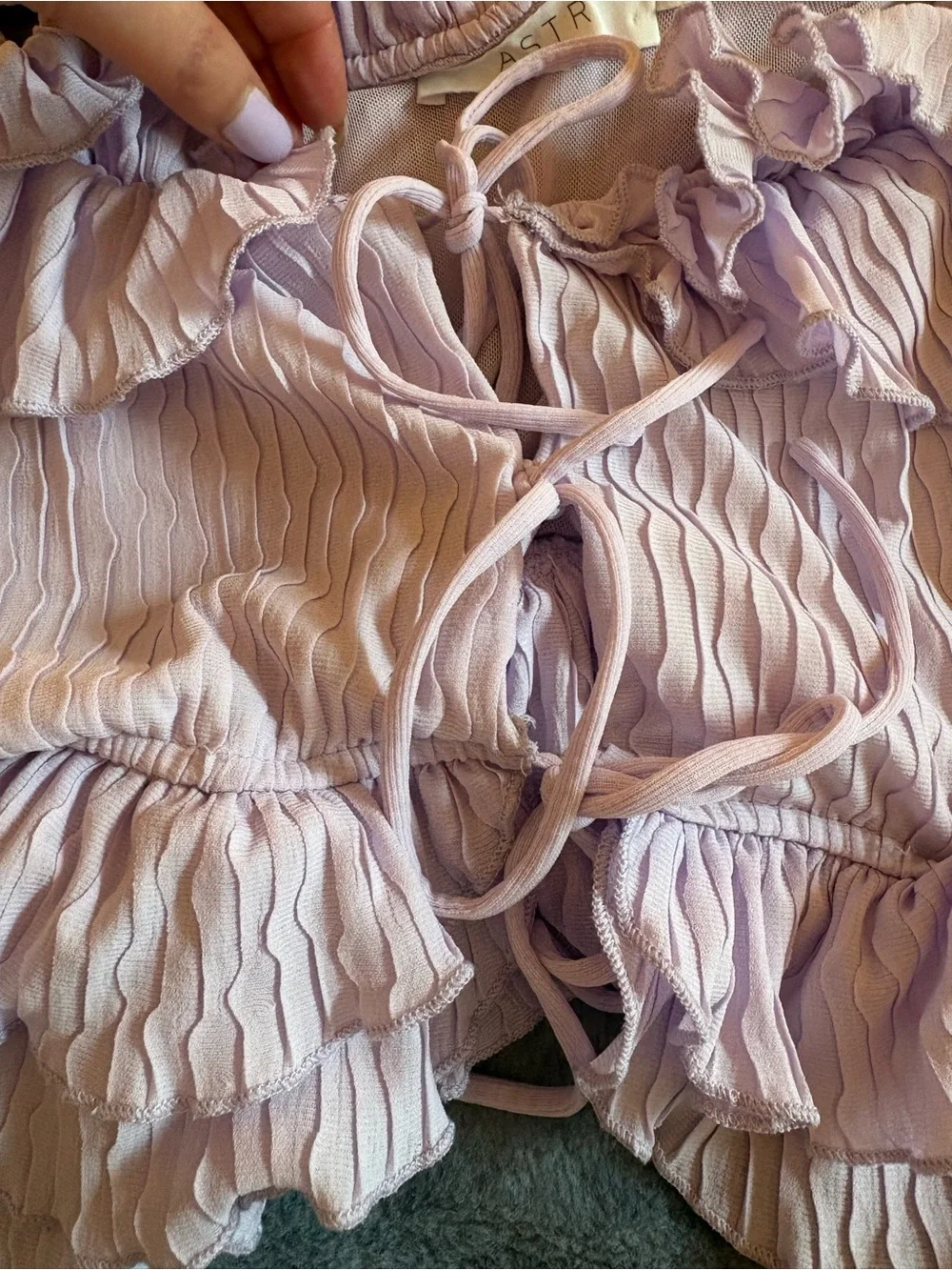 ASTR the label lavender Ruffle Tie-Front Crop Top size #xs - Picture 3 of 4